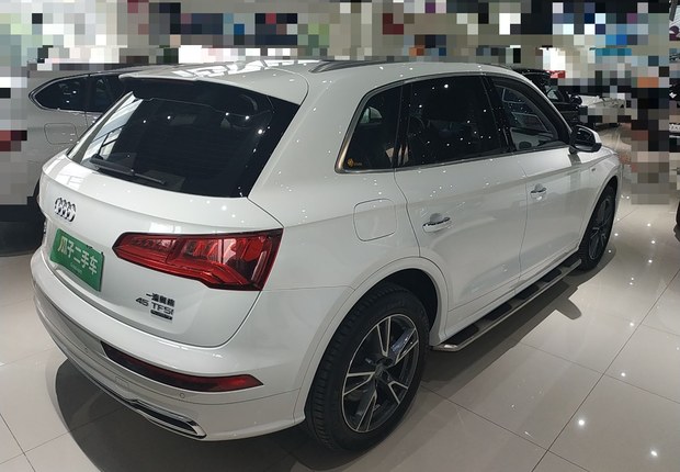 奥迪Q5L 45TFSI 2018款 2.0T 自动 尊享时尚型 (国Ⅴ) 