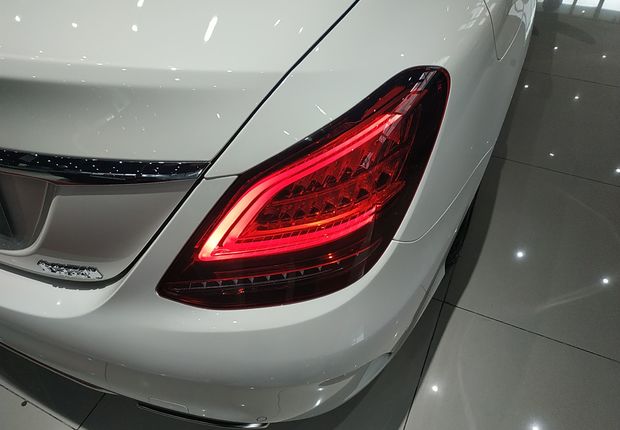 奔驰C级 C260L 2019款 1.5T 自动 运动版 (国Ⅴ) 