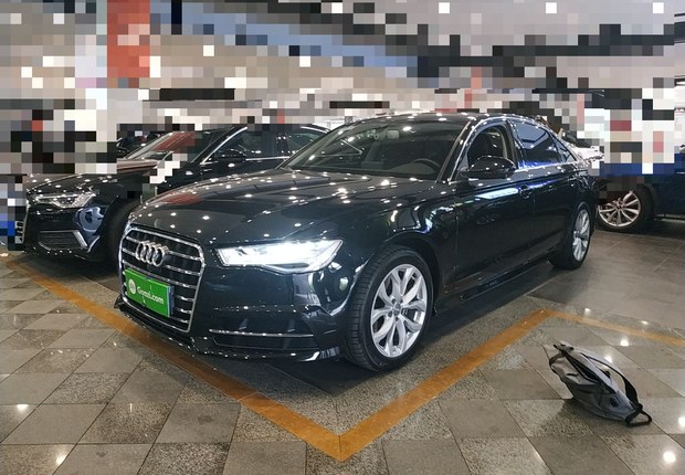 奥迪A6L 35TFSI 2018款 2.0T 自动 时尚型30周年纪念版 (国Ⅴ) 