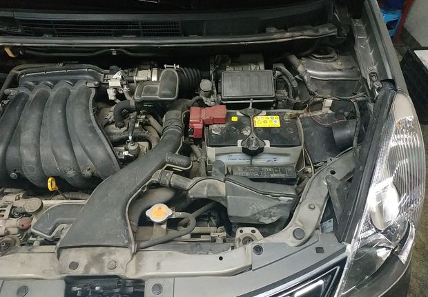 日产骊威 2010款 1.8L 自动 XE劲逸版标准型 (国Ⅳ) 