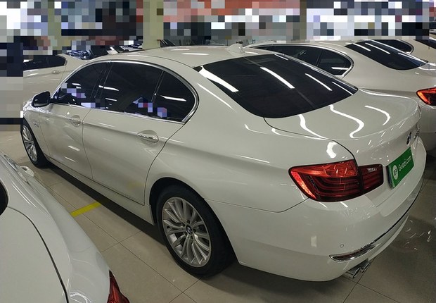 宝马5系 525Li 2014款 2.0T 自动 汽油 豪华设计套装 (国Ⅳ) 