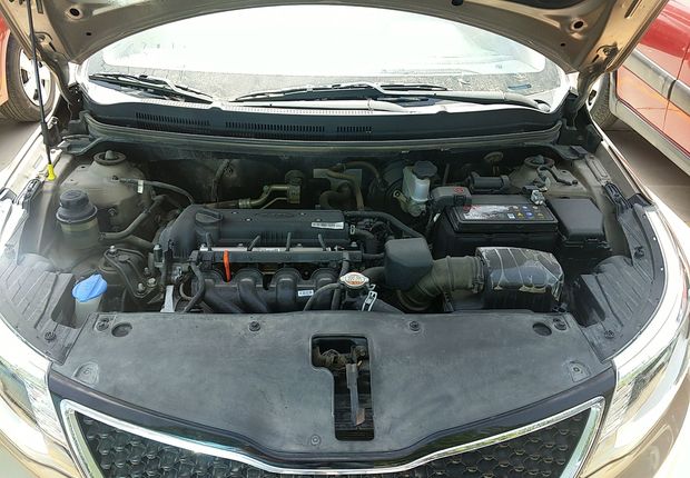 起亚K2 2015款 1.4L 手动 4门5座三厢车 GLS (国Ⅳ) 