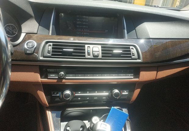 宝马5系 525Li 2014款 2.0T 自动 汽油 领先型 (国Ⅳ) 