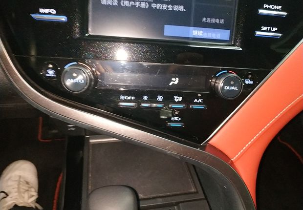 丰田凯美瑞 2018款 2.5L 自动 锋尚版 (国Ⅴ) 