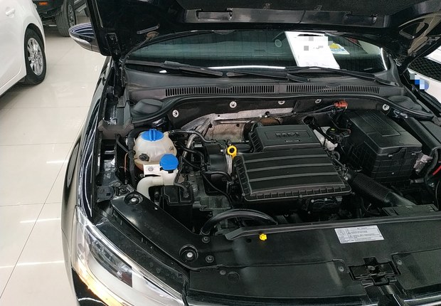 大众速腾 2015款 1.6L 自动 舒适型 (国Ⅴ) 