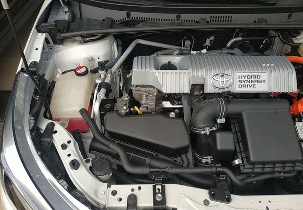 丰田雷凌 双擎 2016款 1.8L 自动 GS-L领先版 (国Ⅴ) 