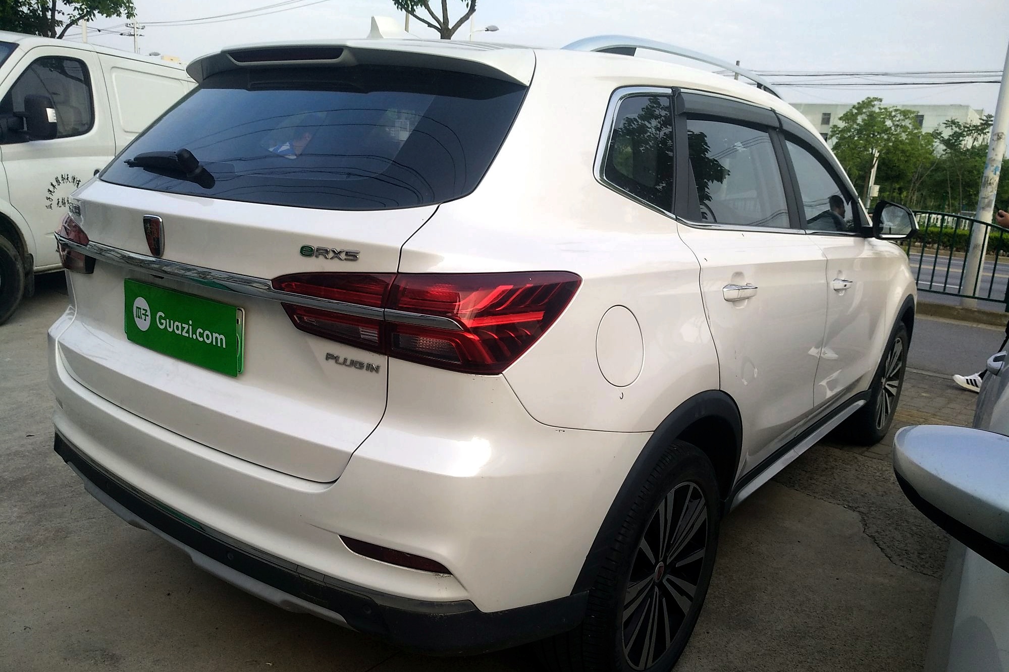 荣威erx5 2017款 erx5 50t 混动互联尊荣旗舰版