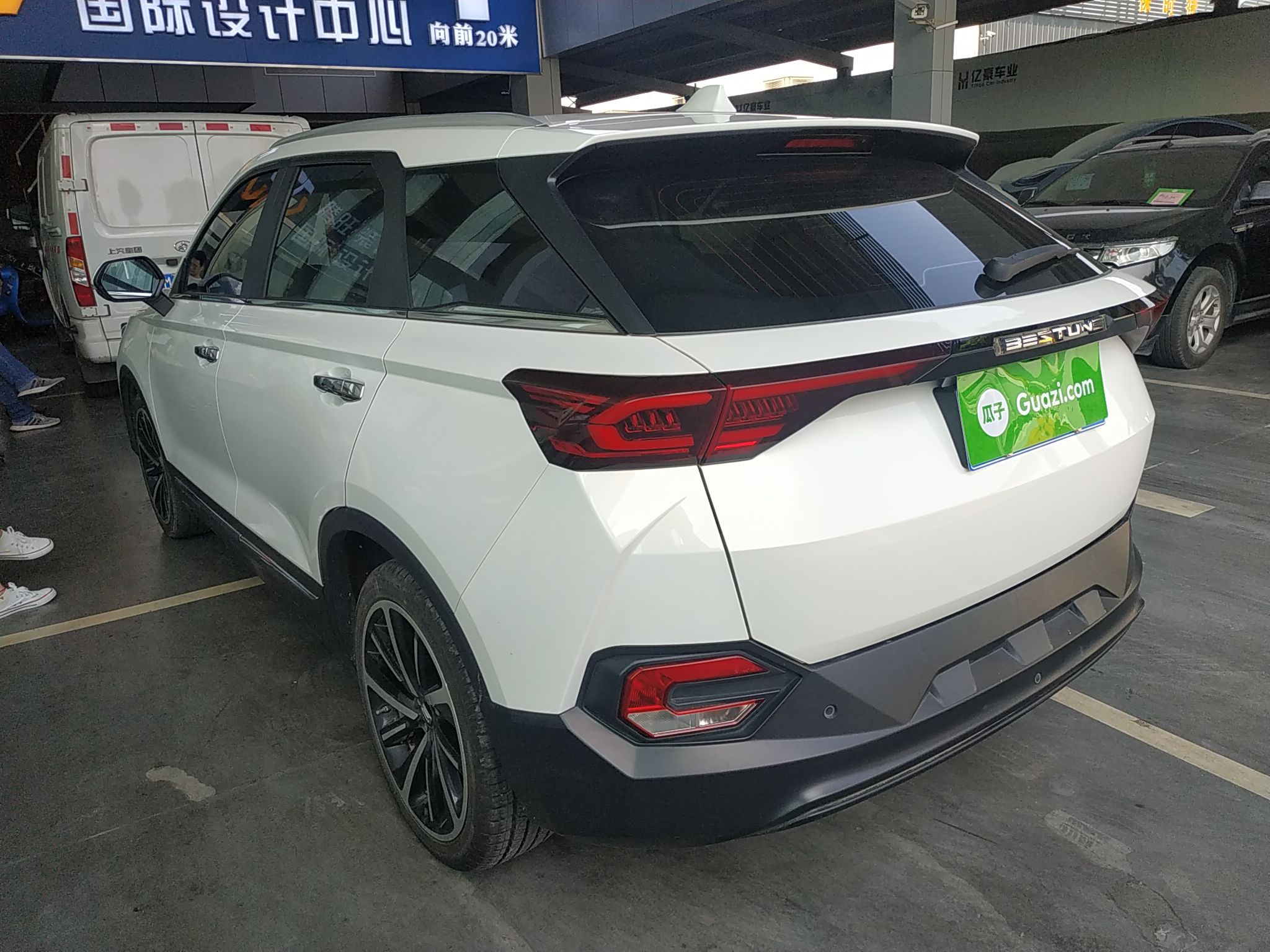 奔腾T77 2019款 1.2T 自动 230TID豪华型 (国Ⅴ) 