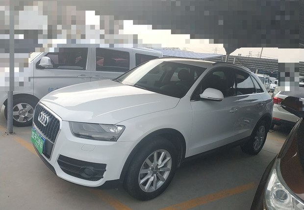 奥迪Q3 35TFSI 2013款 2.0T 自动 前驱 进取型 (国Ⅳ) 