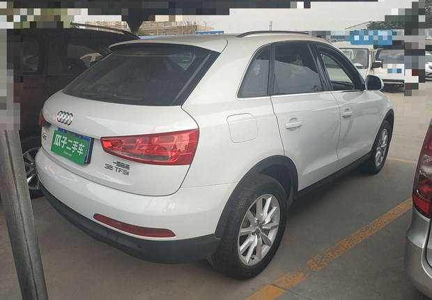 奥迪Q3 35TFSI 2013款 2.0T 自动 前驱 进取型 (国Ⅳ) 