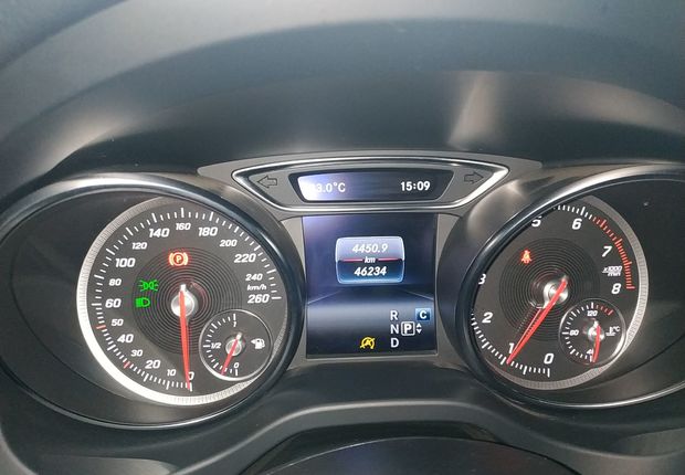 奔驰CLA级 CLA220 [进口] 2017款 2.0T 自动 汽油 改款 
