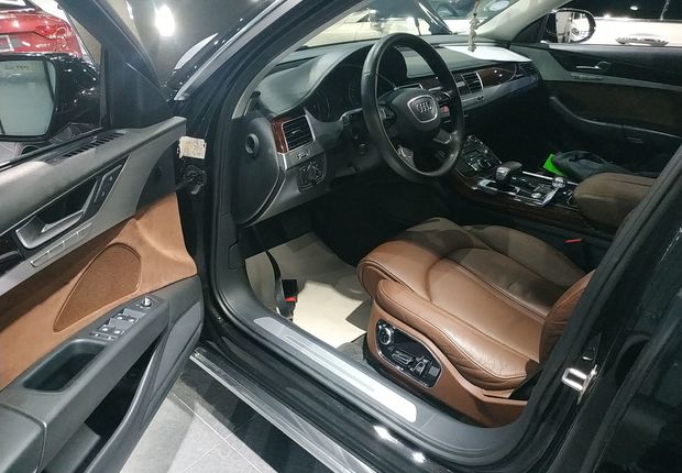 奥迪A8L [进口] 2011款 3.0T 自动 汽油 舒适型 