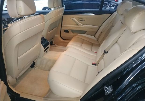 宝马5系 525Li 2013款 2.0T 自动 汽油 豪华型 (国Ⅳ) 