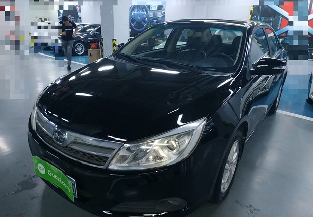 比亚迪速锐 2015款 1.5L 手动 豪华型 (国Ⅴ) 