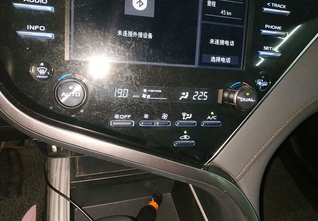 丰田凯美瑞 2018款 2.5L 自动 豪华版 (国Ⅴ) 