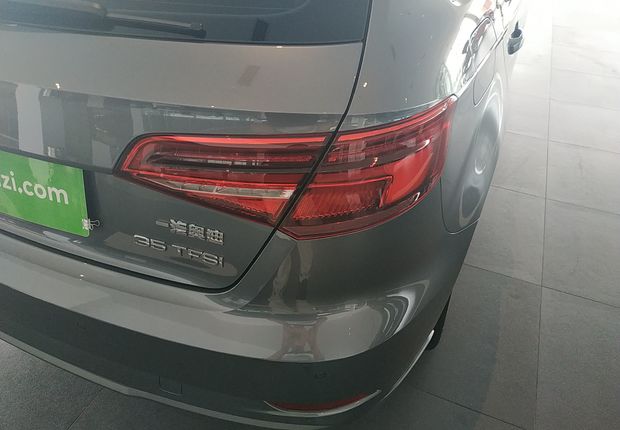 奥迪A3 35TFSI 2019款 1.4T 自动 汽油 时尚型Sportback (国Ⅵ) 