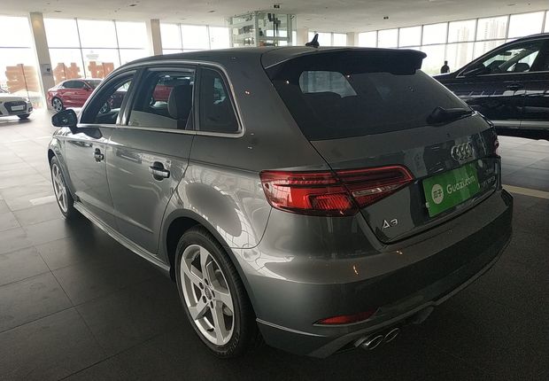 奥迪A3 35TFSI 2019款 1.4T 自动 汽油 时尚型Sportback (国Ⅵ) 