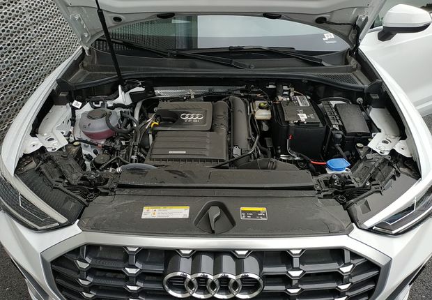 奥迪Q3 35TFSI 2019款 1.4T 自动 前驱 进取致雅型 (国Ⅵ) 