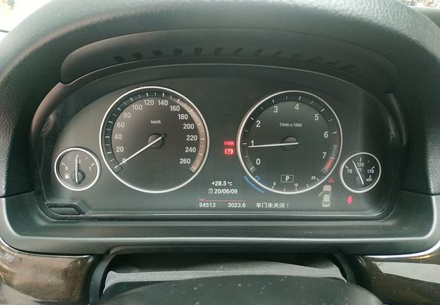 宝马5系 525Li 2014款 2.0T 自动 汽油 领先型 (国Ⅳ) 