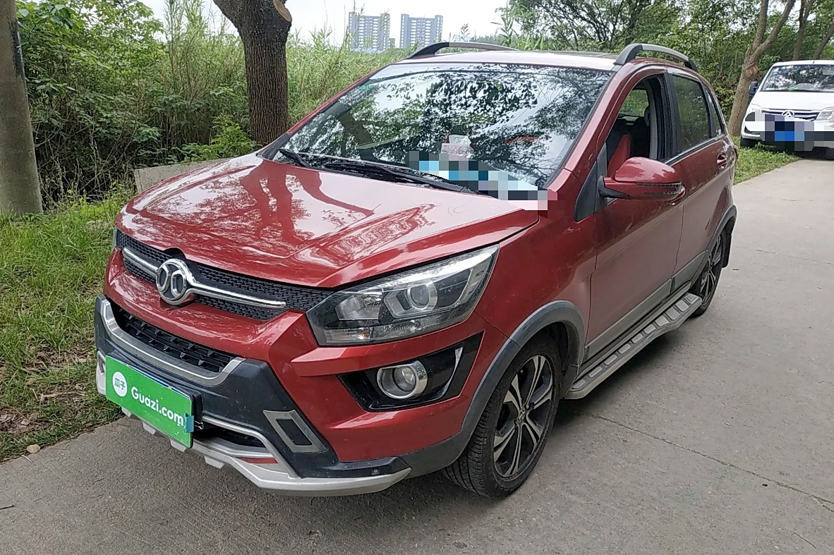 北汽绅宝 绅宝x25 2015款 1.5l 手动精英型