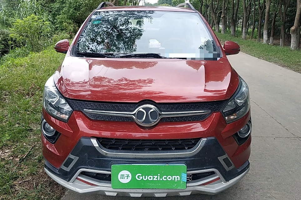 北汽绅宝 绅宝x25 2015款 1.5l 手动精英型