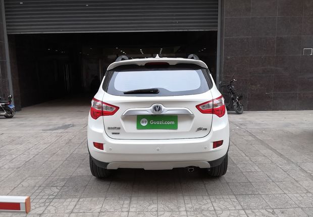 长安CS35 2015款 1.6L 手动 前驱 豪华型 (国Ⅴ) 