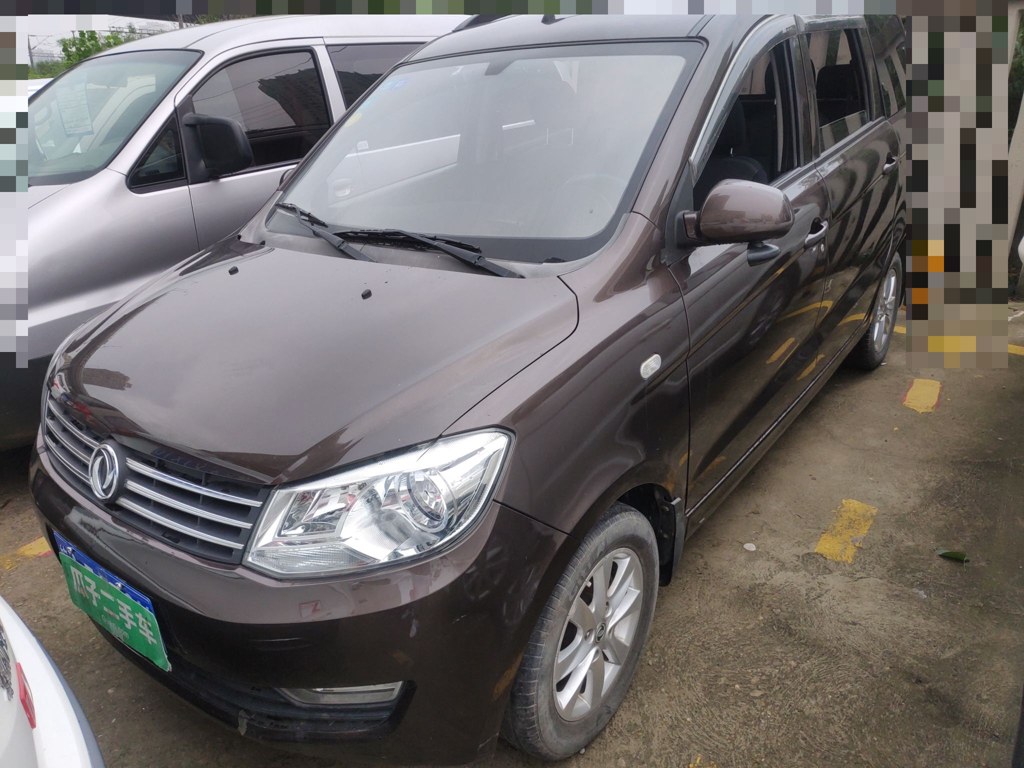 东风风光3302017款15l手动实用Ⅱ型国Ⅴ