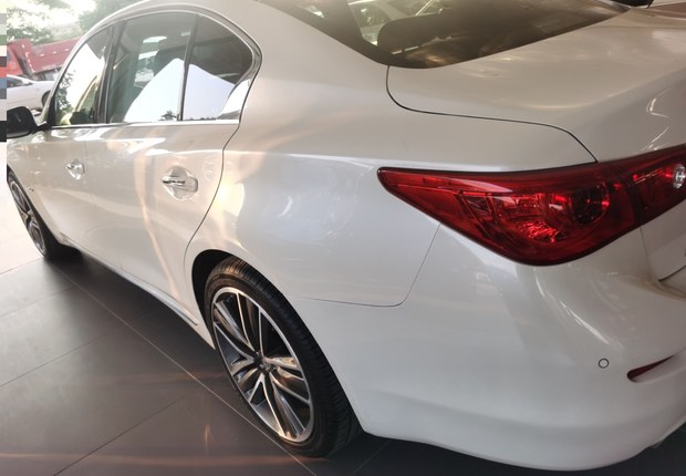 英菲尼迪Q50L 2015款 2.0T 自动 舒适版 (国Ⅴ) 