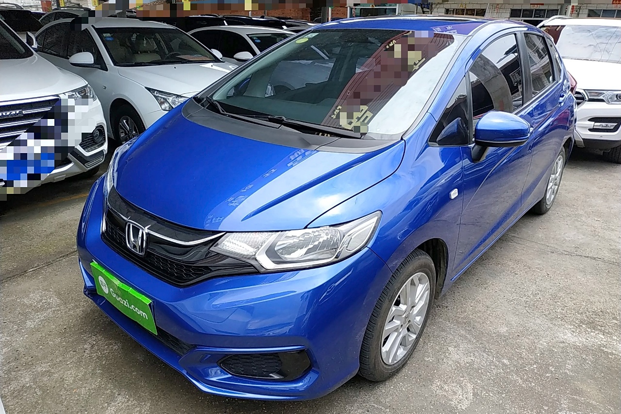 本田 飞度 2018款 1.5l cvt舒适天窗版