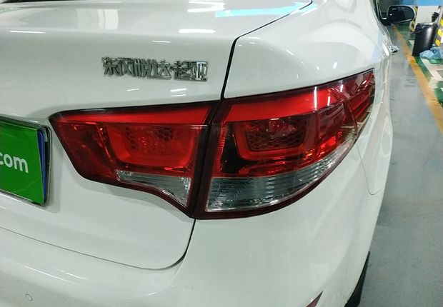 起亚K2 2015款 1.4L 自动 4门5座三厢车 GLS (国Ⅳ) 