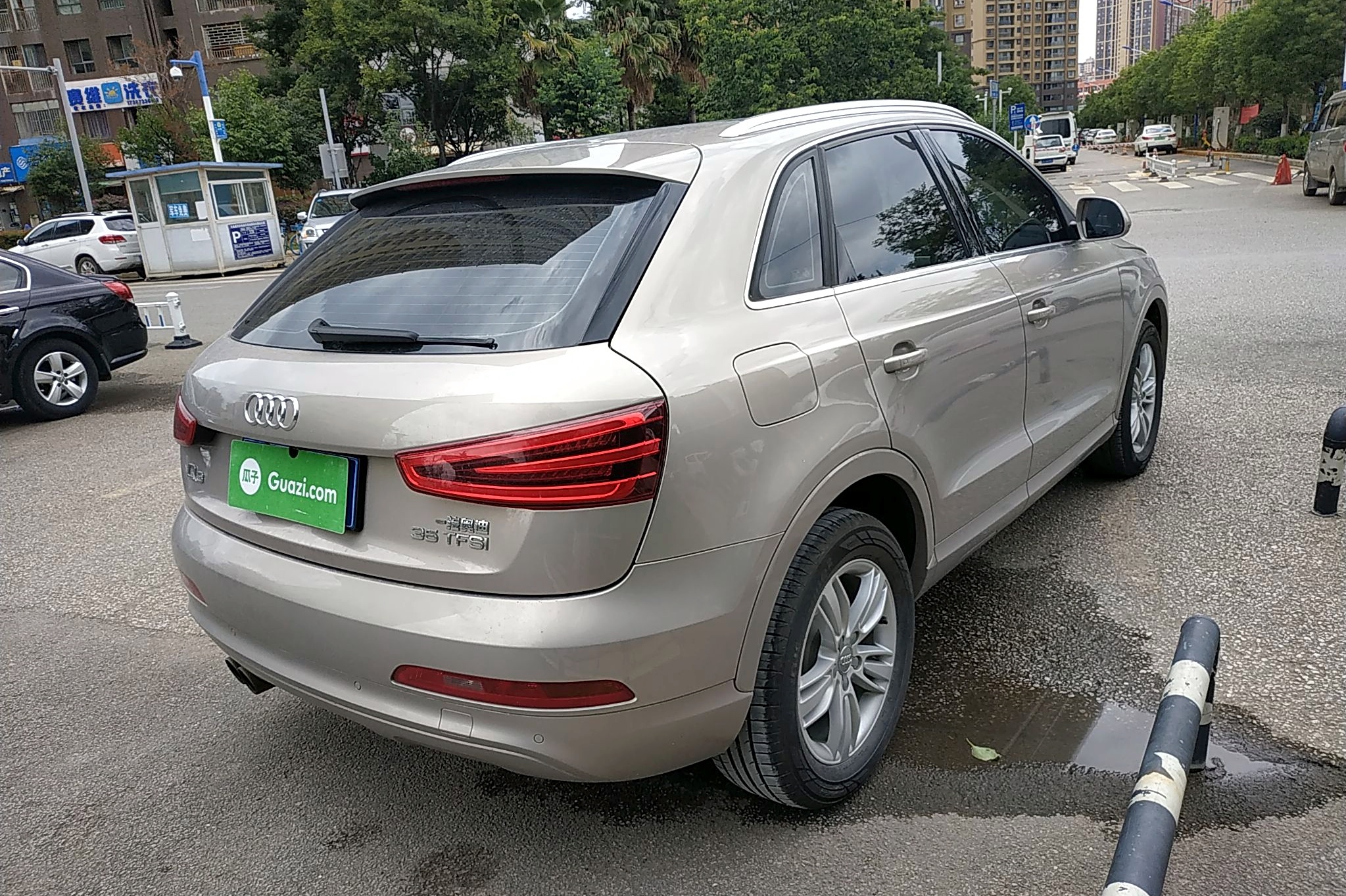 昆明奧迪q3 2015款 35 tfsi 舒適型二手車【價格 圖片 報價 多少錢】