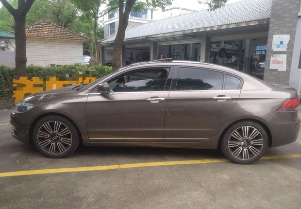 观致3 2015款 1.6T 自动 4门5座三厢车 至臻型增强型 (国Ⅴ) 