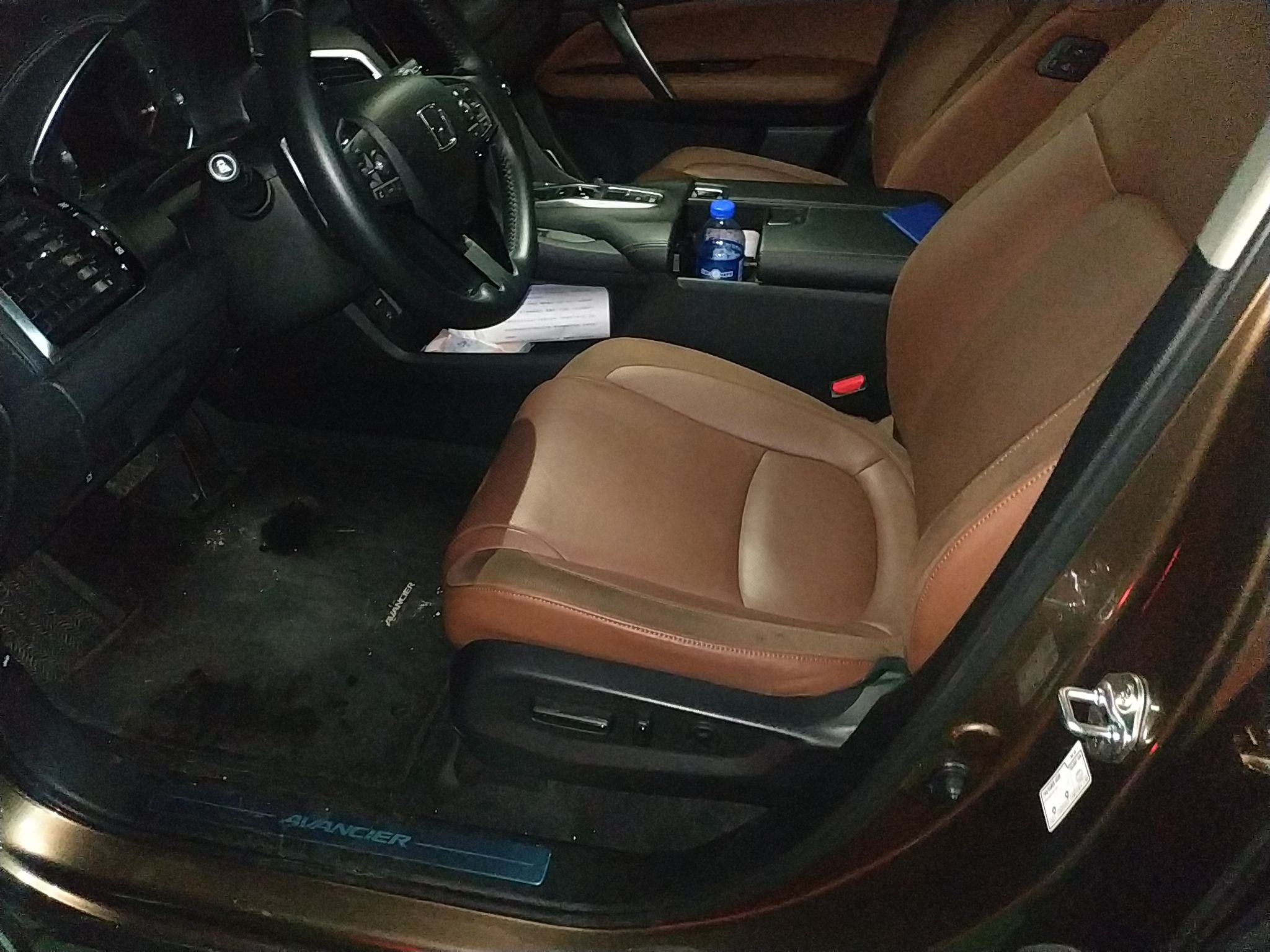 本田冠道2017款20t自动370turbo尊贵版国Ⅴ