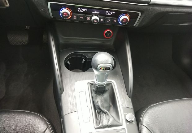 奥迪A3 35TFSI 2014款 1.4T 自动 汽油 舒适型Sportback (国Ⅳ) 