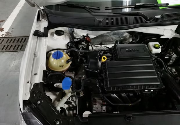 大众朗行 2015款 1.6L 自动 舒适型 (国Ⅴ) 