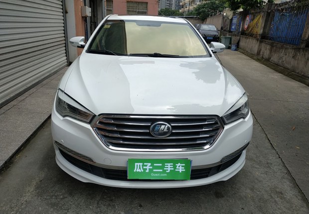 力帆820 2015款 1.8L 手动 豪华型 (国Ⅴ) 