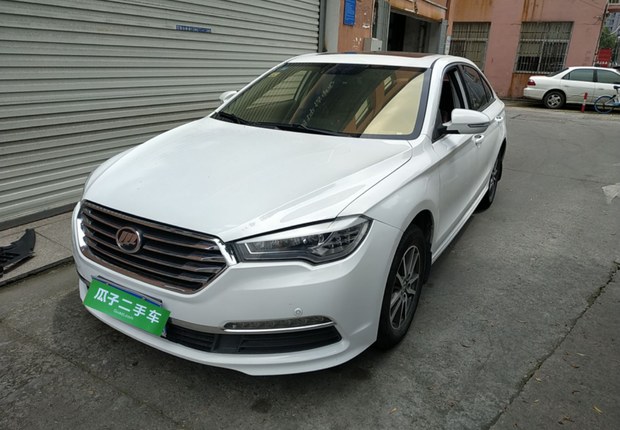 力帆820 2015款 1.8L 手动 豪华型 (国Ⅴ) 