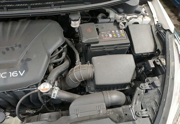 起亚K3 2015款 1.6L 手动 GLS (国Ⅳ) 