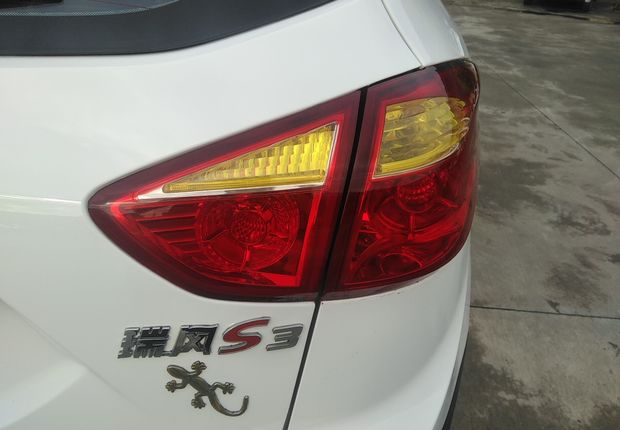 江淮瑞风S3 2014款 1.5L 自动 豪华智能型 (国Ⅴ) 