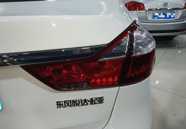 起亚K3 2017款 1.6L 自动 GLS-15周年特别版 (国Ⅴ) 