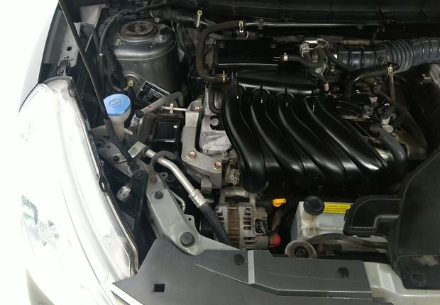 日产骊威 2013款 1.6L 自动 XL豪华版 (国Ⅳ) 