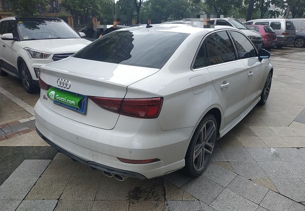 奥迪A3 40TFSI 2019款 2.0T 自动 运动型Limousine (国Ⅵ) 