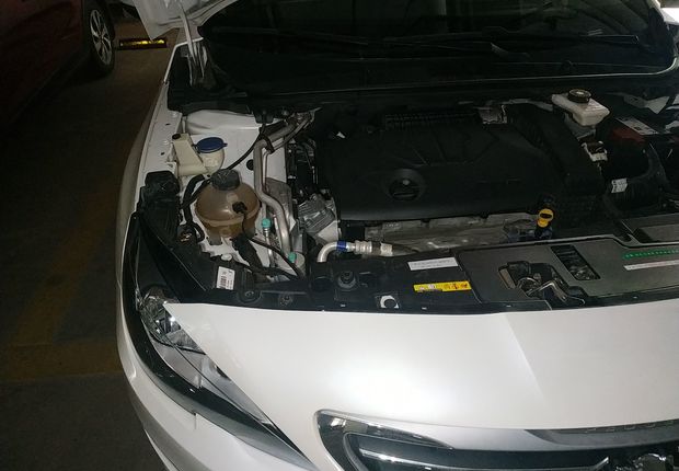 标致408 2014款 1.8L 自动 豪华版 (国Ⅴ) 