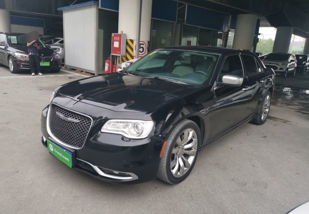 克莱斯勒300C [进口] 2016款 3.0L 自动 超越版 