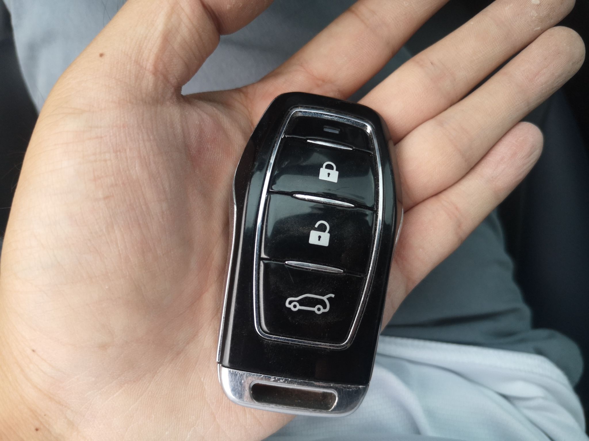 东风风光ix52019款15t自动智慧型国Ⅴ