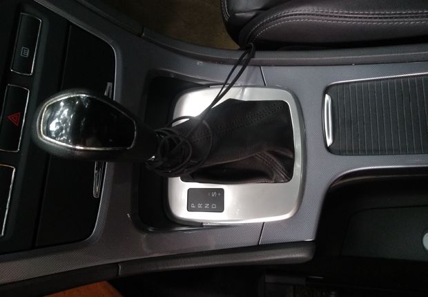 福特蒙迪欧 2011款 2.0T 自动 GTDi240豪华运动型 (国Ⅳ) 