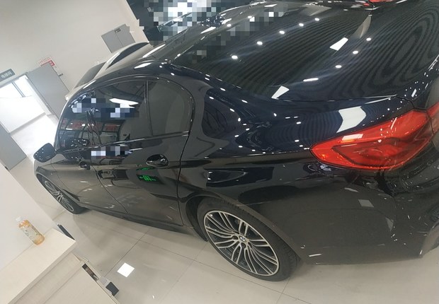 宝马5系 530Li 2018款 2.0T 自动 汽油 领先型M运动套装改款 (国Ⅴ) 