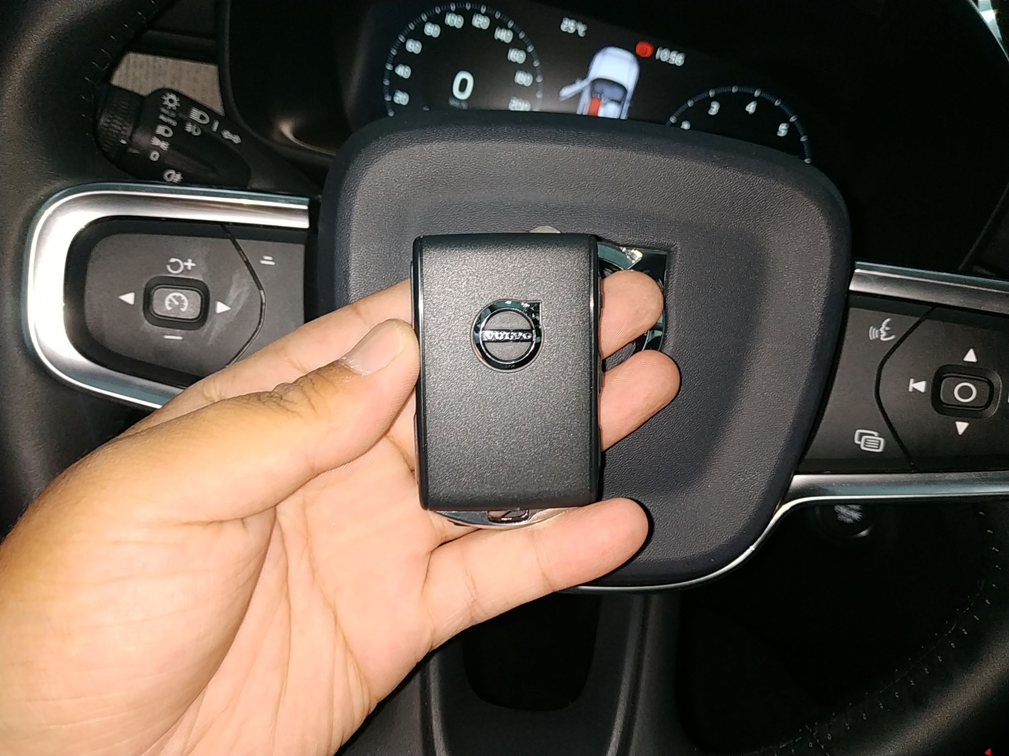 沃尔沃xc40t32020款15t自动智远豪华版国Ⅵ