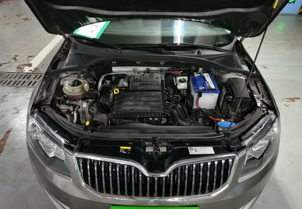 斯柯达明锐 2015款 1.6L 自动 逸俊版 (国Ⅴ) 