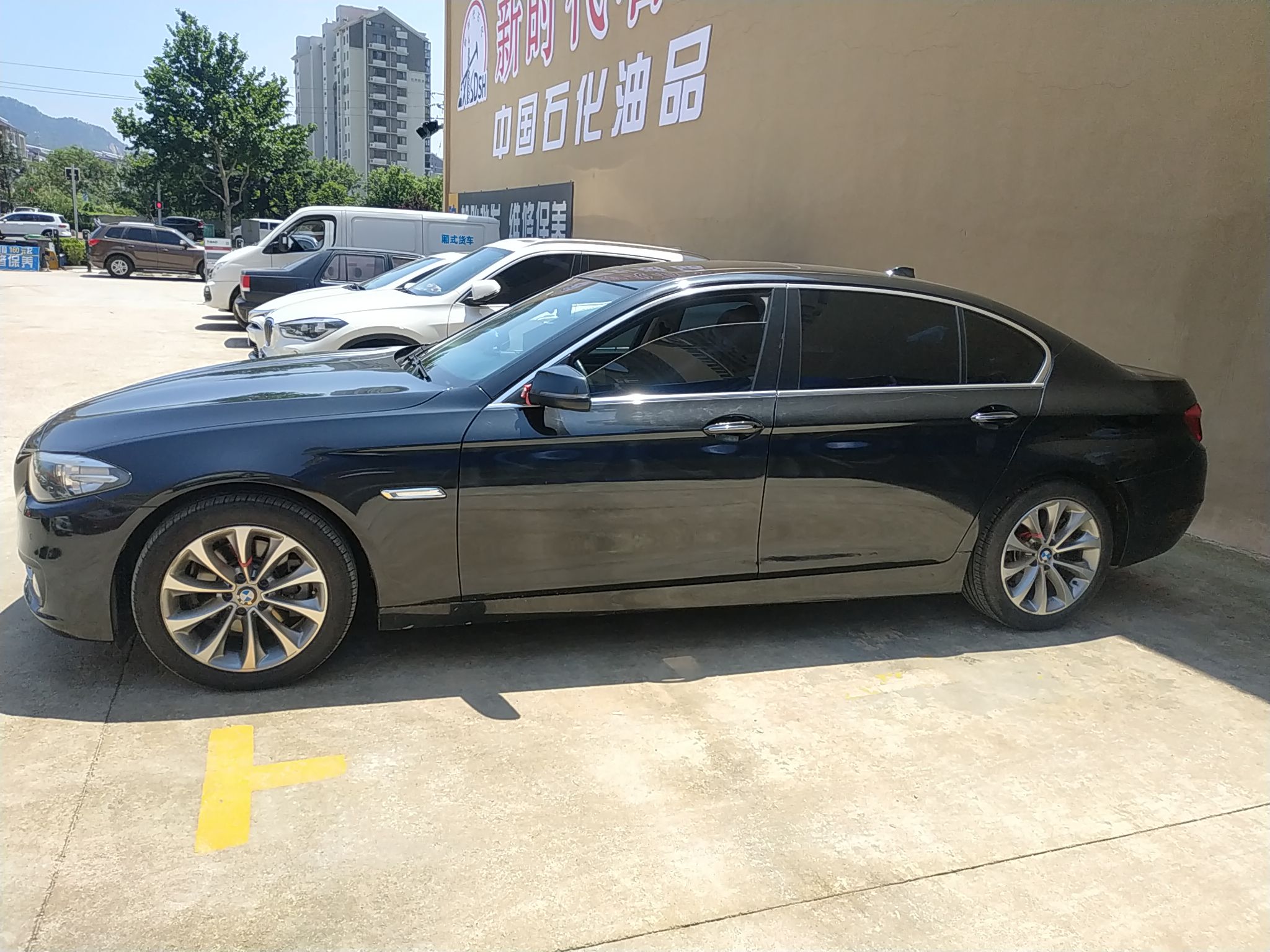 宝马5系 525Li 2017款 2.0T 自动 汽油 领先型 (国Ⅴ) 